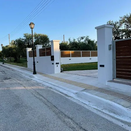 Апартаменты Jolla-private Pool-ideal For Big Groups By Mana Gers Каламакион