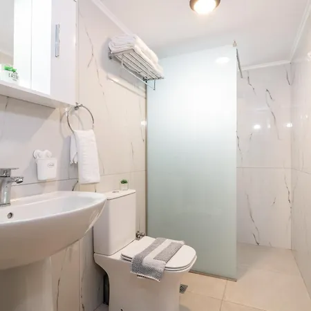 Jolla-private Pool-ideal For Big Groups By Mana Gers 公寓 Kalamákion