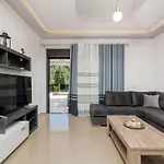 Jolla-private Pool-ideal For Big Groups By Mana Gers شقة
