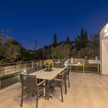 Apartment Jolla-private Pool-ideal For Big Groups By Mana Gers