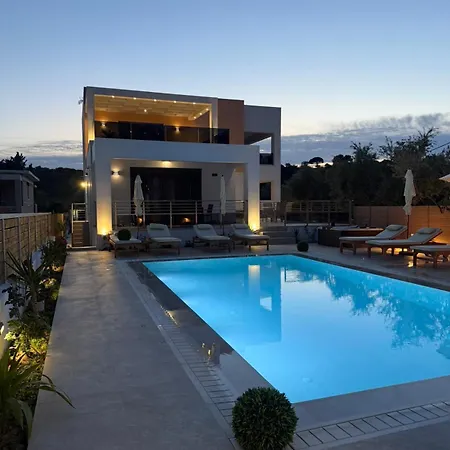 Jolla-private Pool-ideal For Big Groups By Mana Gers Apartment