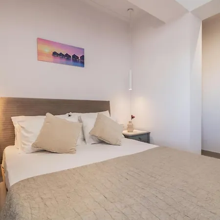 Jolla-private Pool-ideal For Big Groups By Mana Gers * Kalamákion