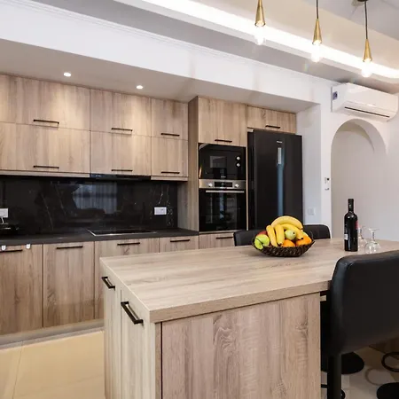 Jolla-private Pool-ideal For Big Groups By Mana Gers