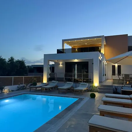 Jolla-private Pool-ideal For Big Groups By Mana Gers * Kalamákion